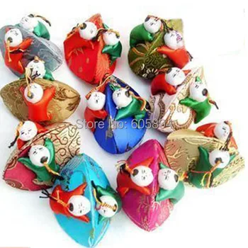 100pcs Criativo, Bonito Pequenas Caixas de Jóia Crianças Concha de Mar de Embalagem Seda Chinesa Artesanato Decorativo Anel de Casamento Presente de Casos