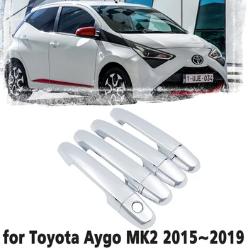 Luxo cromado capa maçaneta da porta da guarnição tampa de proteção para a Toyota Aygo MK2 2015 2016 2017 2018 2019 acessório do Carro, adesivo