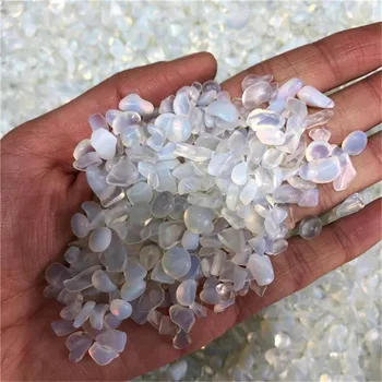 Natural de pedra preciosa, quartzo branco opala chips de cristais de cura pedras para decoração de jardim