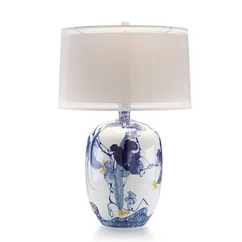 Novo estilo Chinês simples quarto lâmpada de cabeceira pintada à mão em porcelana azul e branca da lâmpada de mesa decoração sala de estar candeeiro de mesa