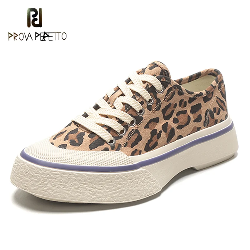 De espessura com solado de Leopard print Sapatos de Lona de Mulheres 2021 Nova Rodada de Dedo do pé de Todos-jogo de Outono, de fundo chato de Moda Casual cadarço de Tênis